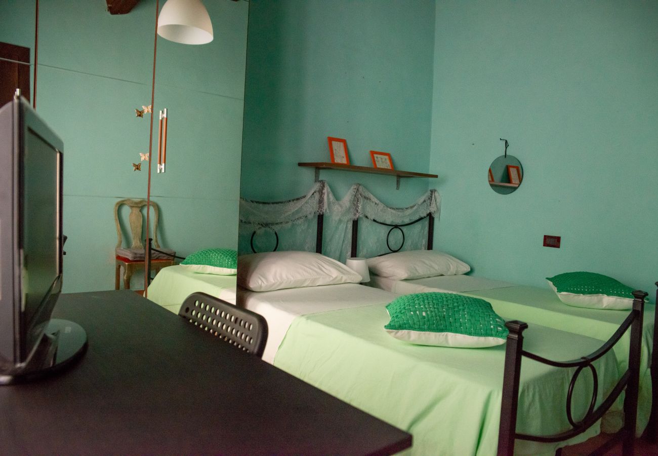 Appartamento a Pisa - Casa Velò a Pisa Centro 6 PAX 🏠  🧶