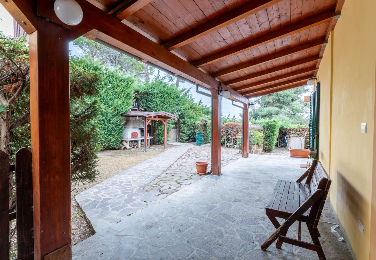 Casa a Atri - Luminosa casa a Casoli di Atri con giardino
