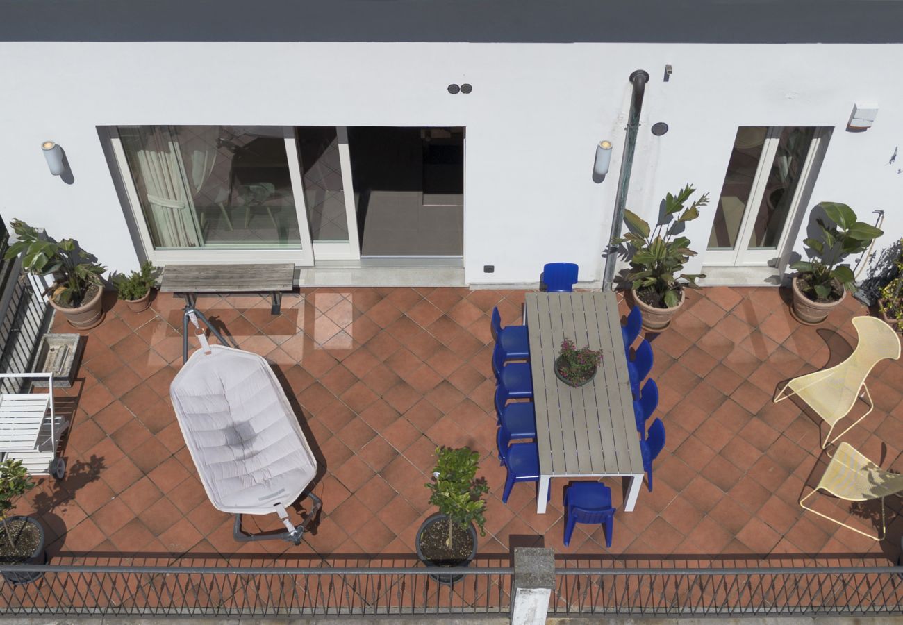 Appartamento a Dongo - Architect's house