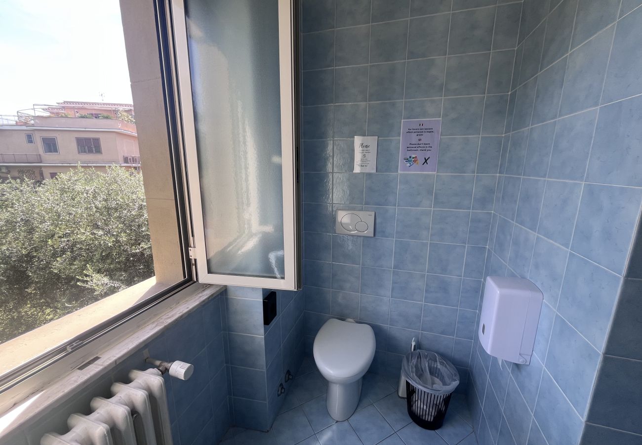 Affitto per camere a Roma - 22 singola con bagno in comune