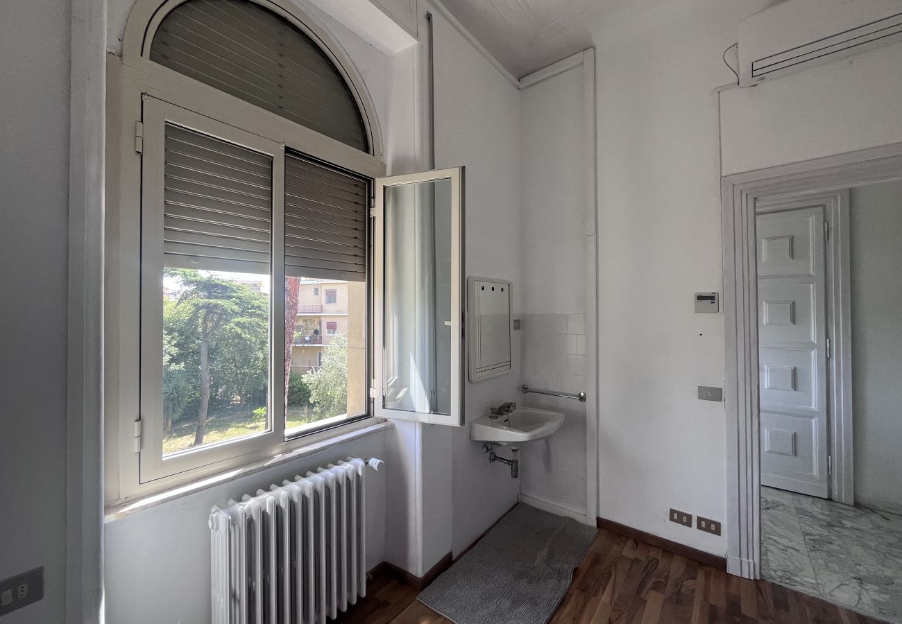 Affitto per camere a Roma - 22 singola con bagno in comune