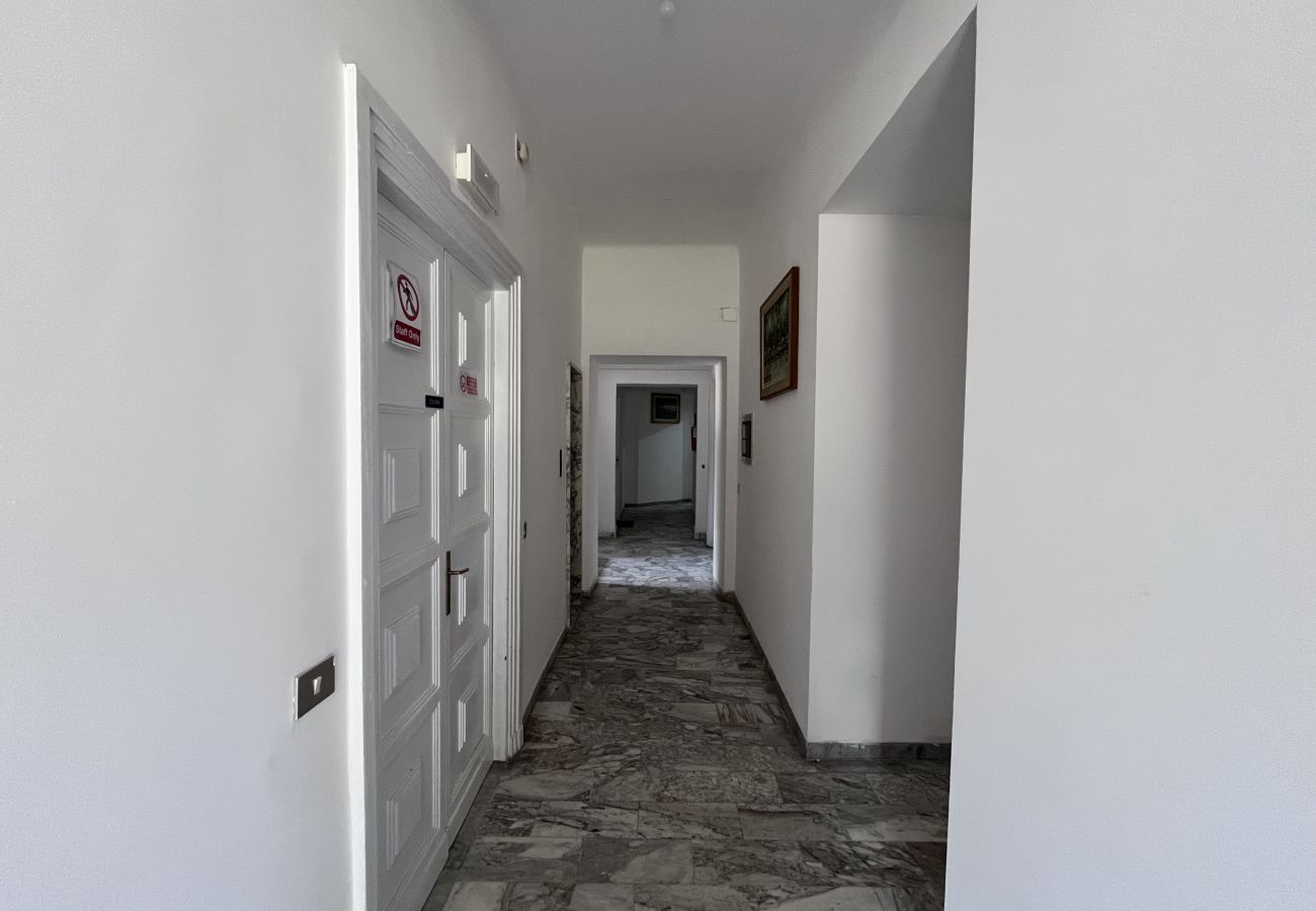 Affitto per camere a Roma - 24 camera tripla con bagno in comune