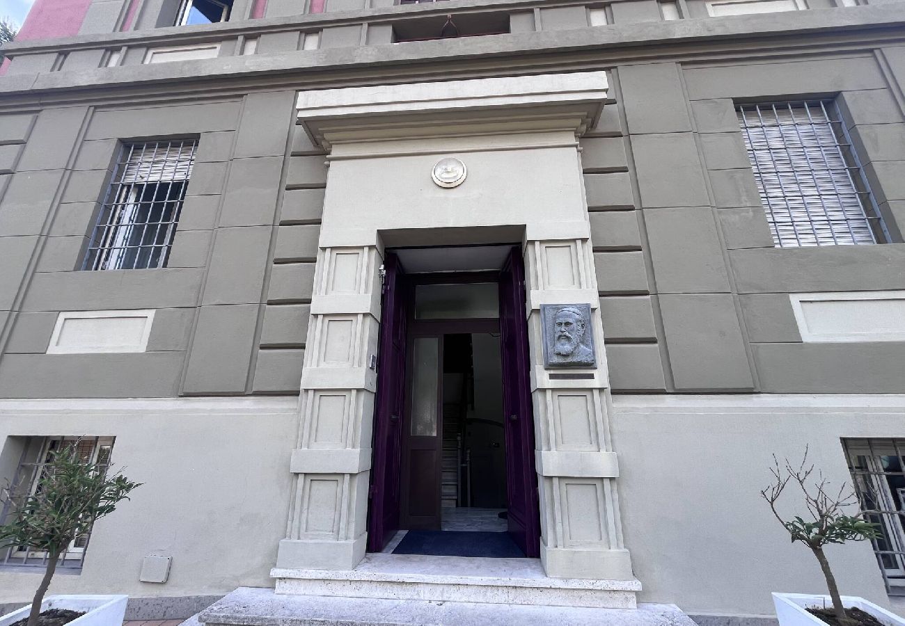 Affitto per camere a Roma - 24 camera tripla con bagno in comune