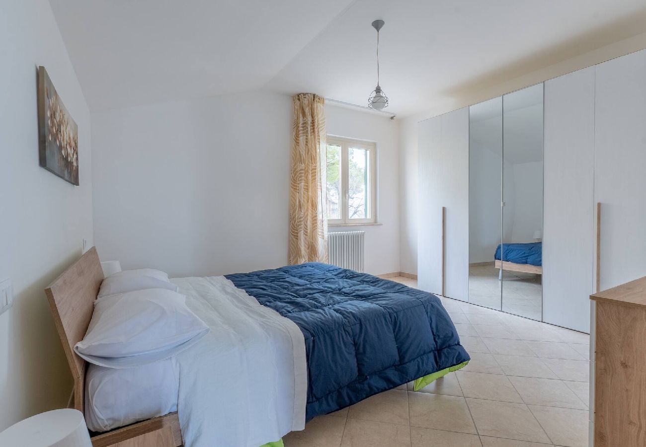 Casa a Casoli - Luminosa casa a Casoli di Atri con giardino