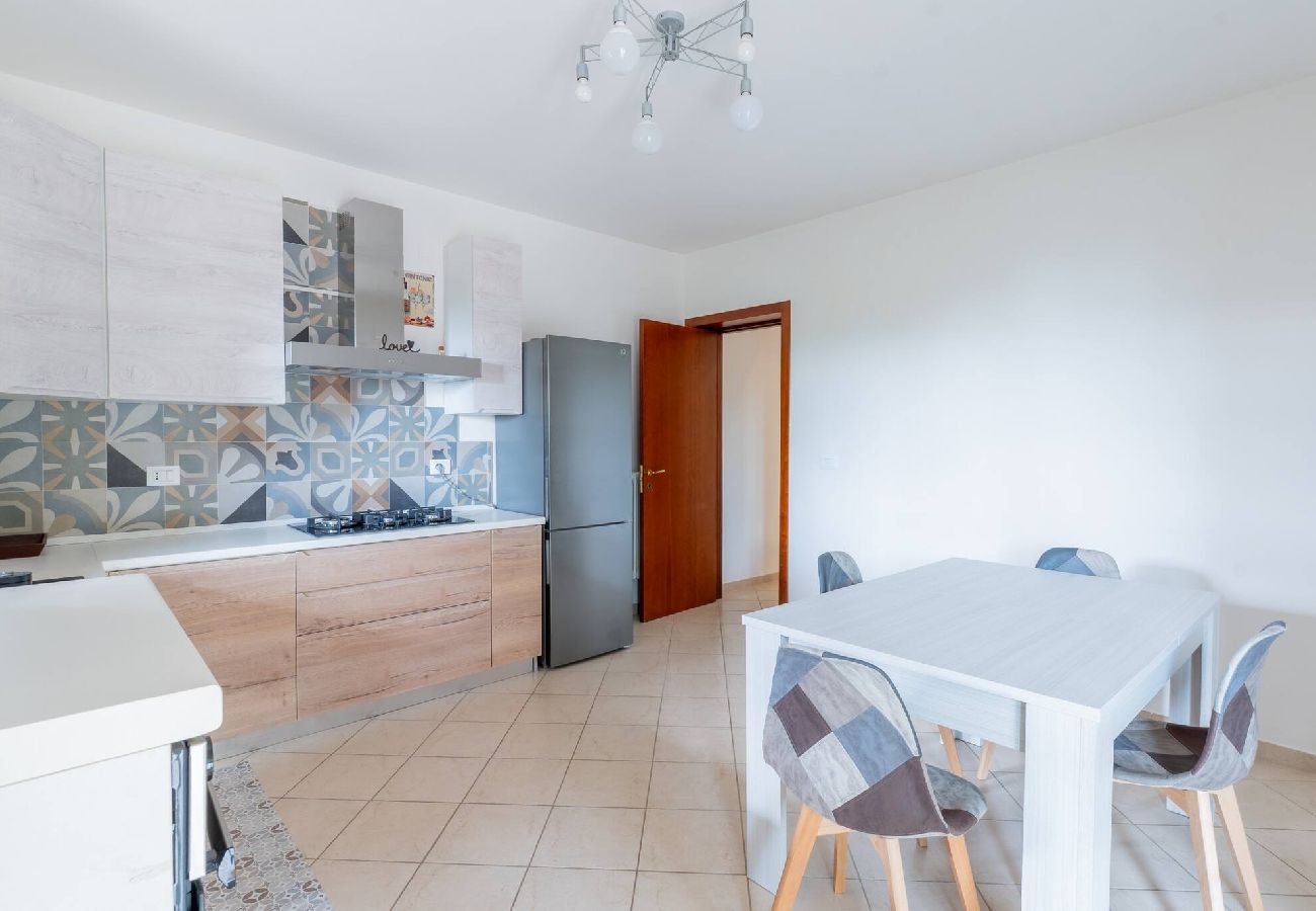 Casa a Casoli - Luminosa casa a Casoli di Atri con giardino