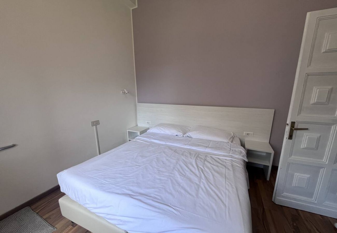 Affitto per camere a Roma - 20 camera matrimoniale con bagno in comune