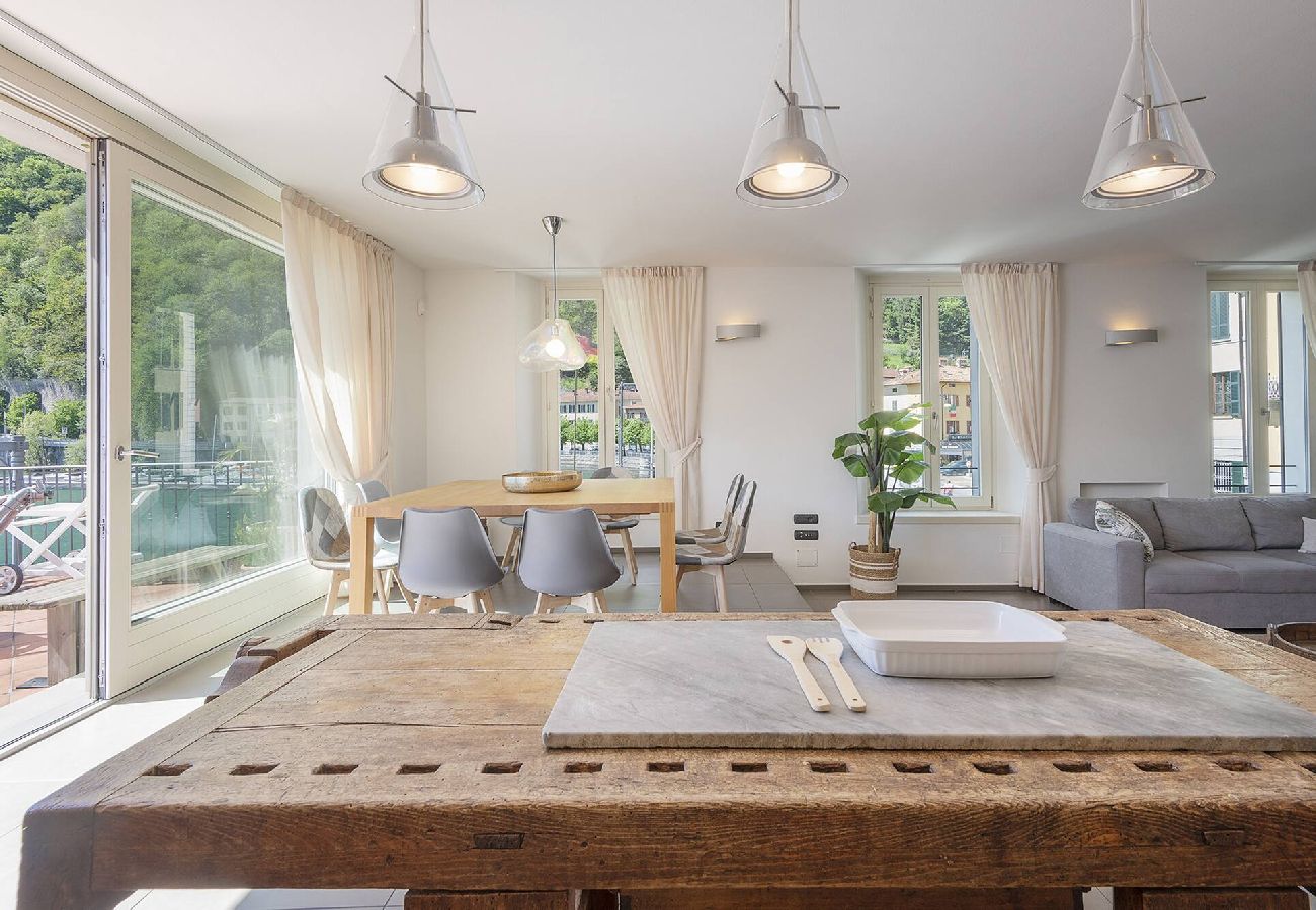 Appartamento a Dongo - Architect´s house