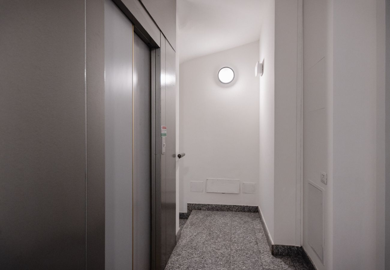 Appartamento a Milano - Black & Light Milano