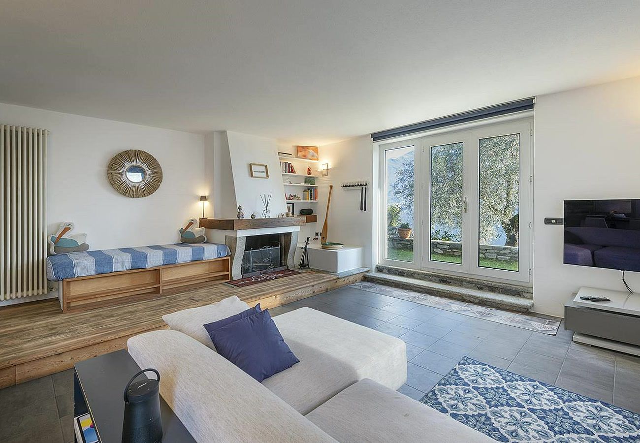 Appartamento a Pianello del Lario - UlivoLimone Apartment Vista Lago con Giardino e Ve