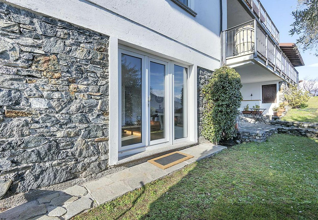 Appartamento a Pianello del Lario - UlivoLimone Apartment Vista Lago con Giardino e Ve