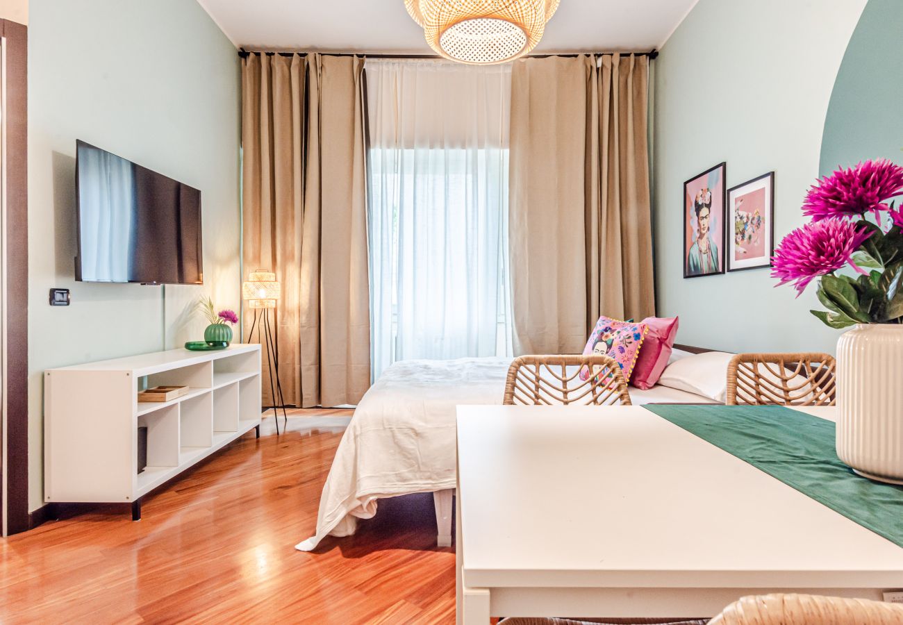 Apartment in Milan - La Casa di Frida Kahlo 🖼️ 🌺