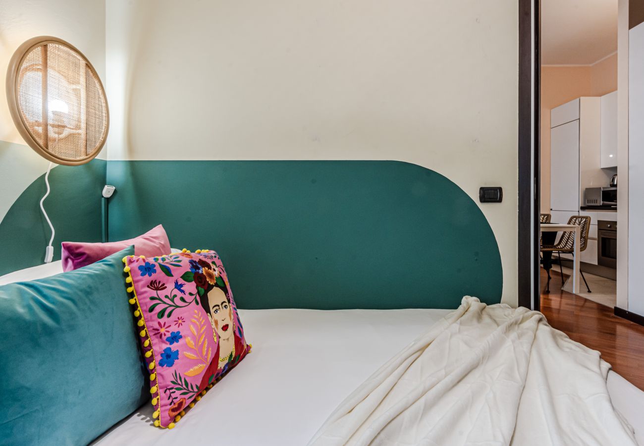 Apartment in Milan - La Casa di Frida Kahlo 🖼️ 🌺