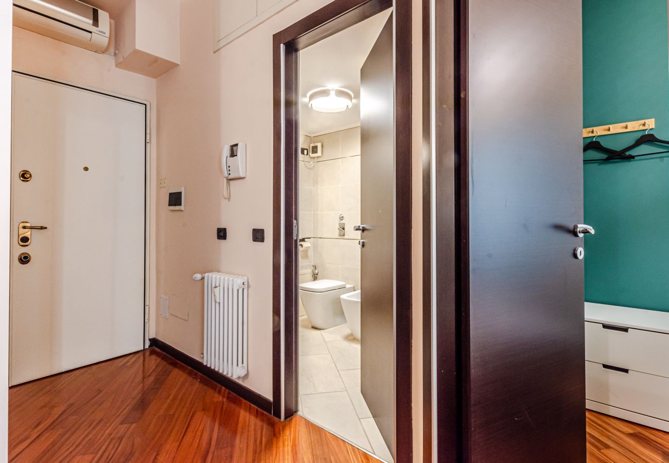 Apartment in Milan - La Casa di Frida Kahlo 🖼️ 🌺