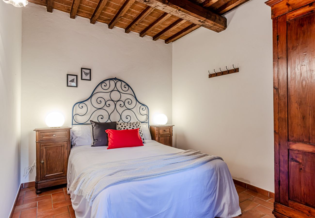 Apartment in Staggiano - Il Gallo a Pois 🐓 🏁