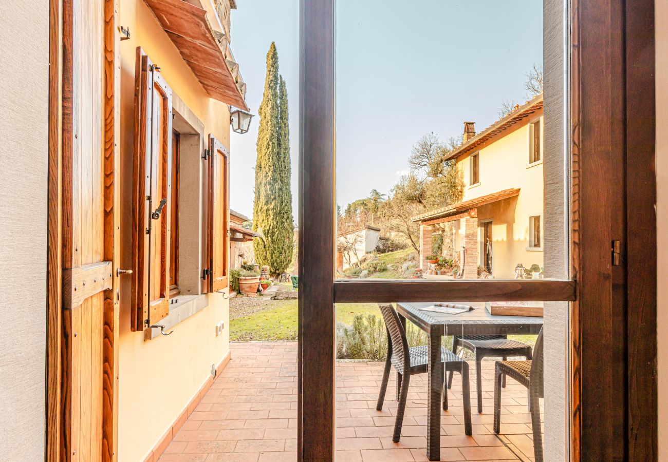 Apartment in Staggiano - Il Gallo a Pois 🐓 🏁