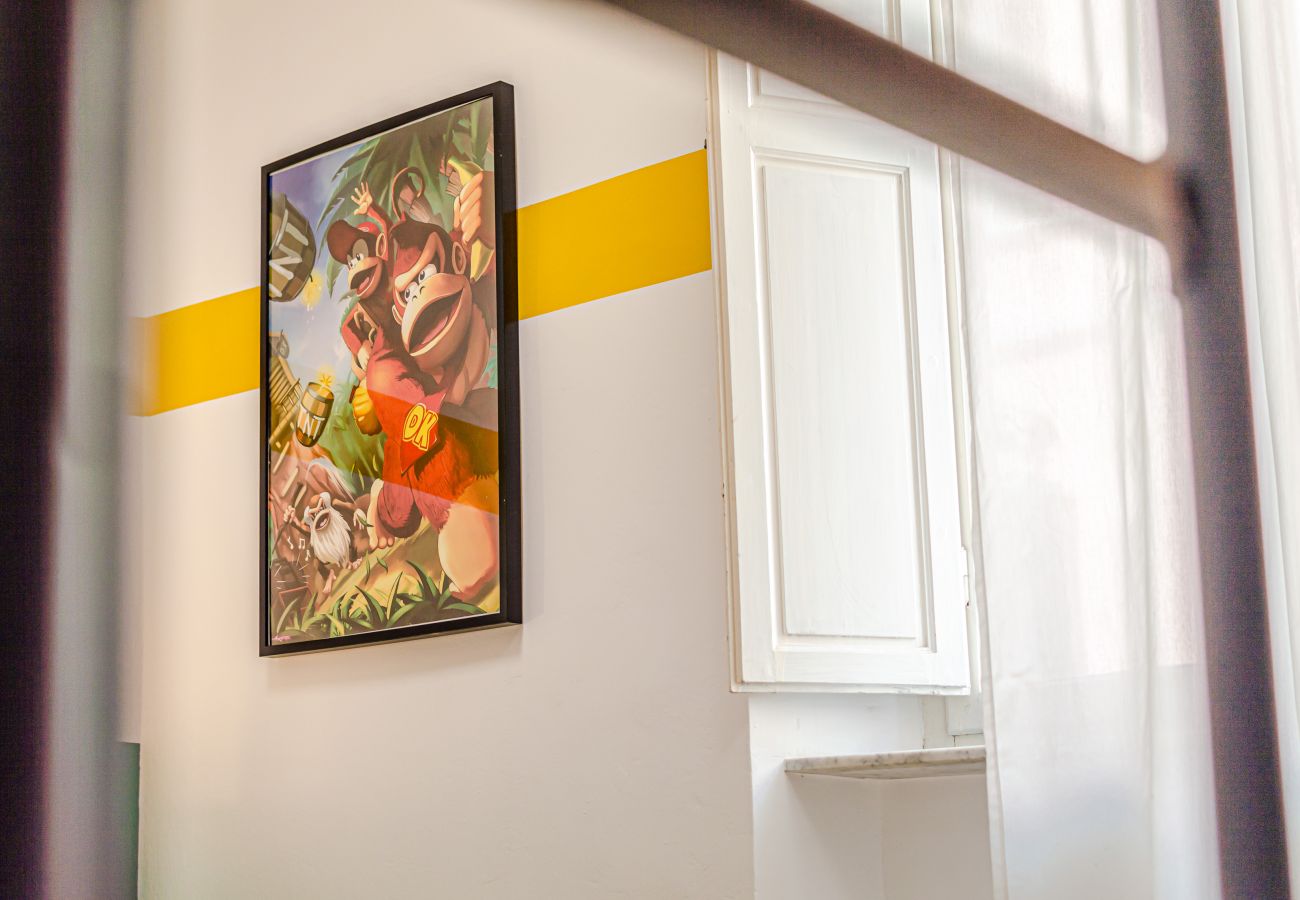 Rent by room in Livorno - Game Rooms - Donkey Kong Room 🕹️ 🦍