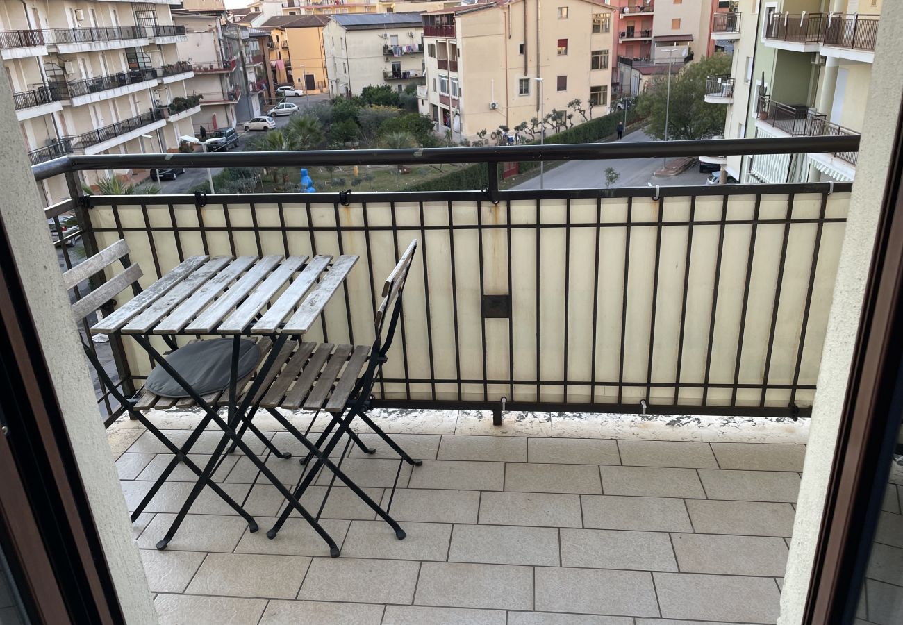 Rent by room in Schiavonea - Stanza Nietzsche 🟣 🦸🏻‍♂️
