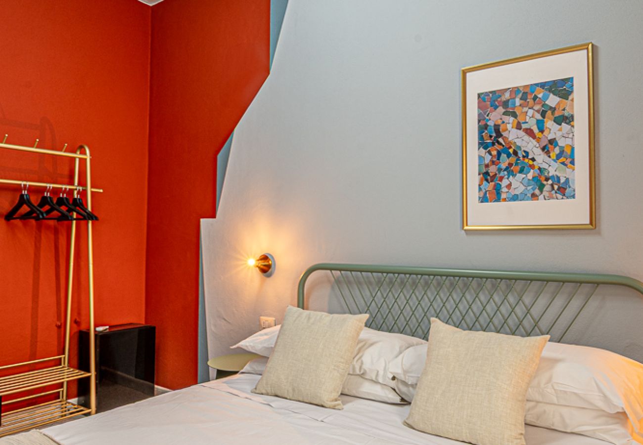 Rent by room in Alghero - Stanza Gaudì