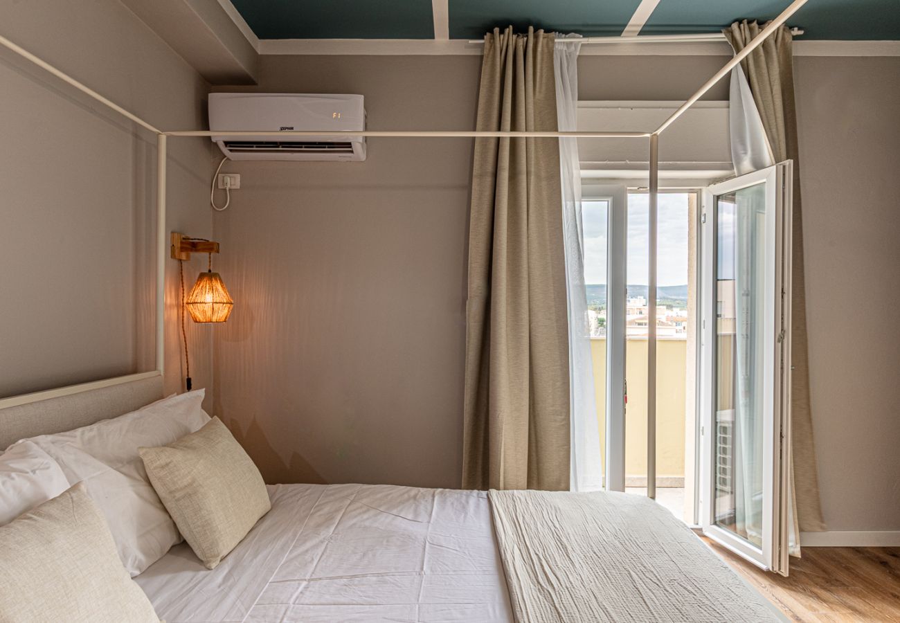 Rent by room in Alghero - Stanza Majolica