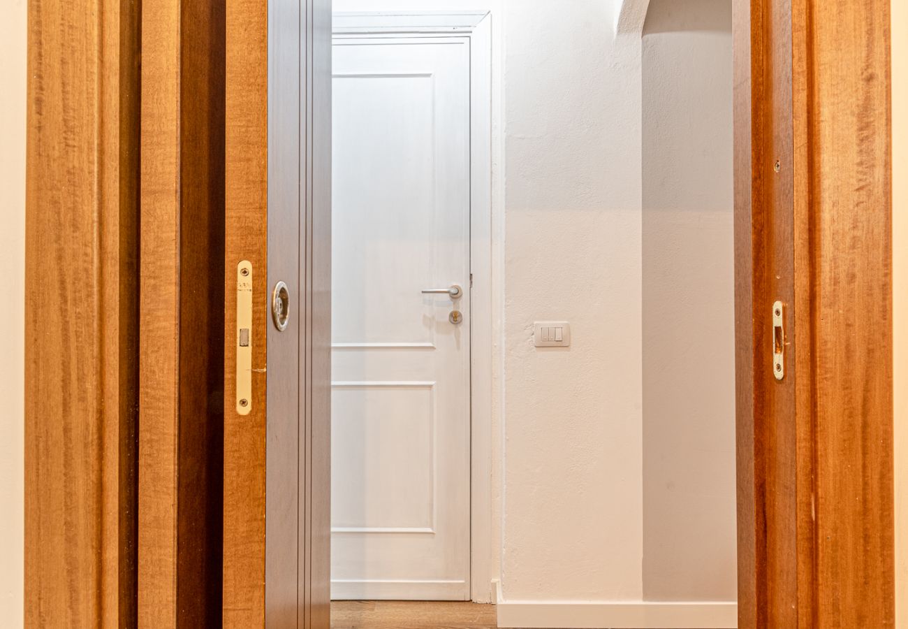 Rent by room in Alghero - Stanza Majolica