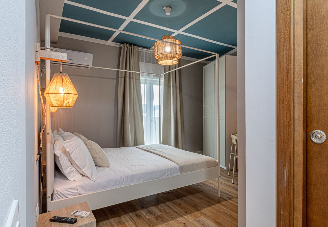 Rent by room in Alghero - Stanza Majolica