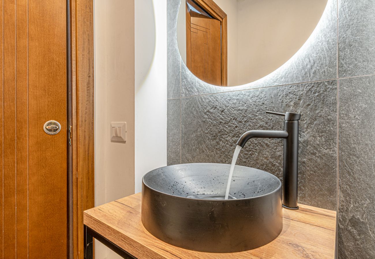 Rent by room in Alghero - Stanza Majolica