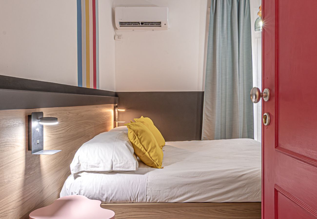 Rent by room in Alghero - Stanza La Rambla