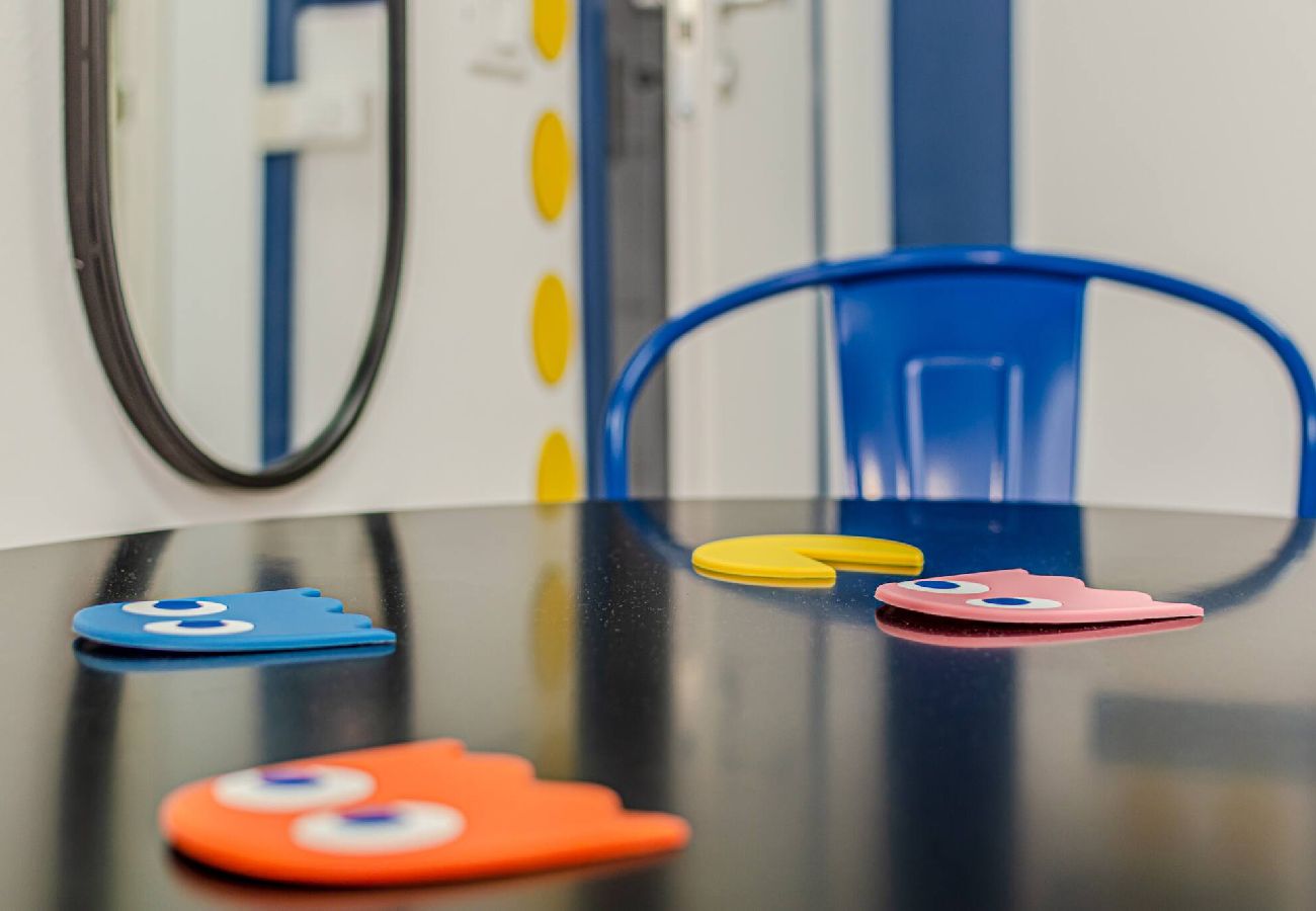 Rent by room in Livorno - Game Rooms - Pac Man Room