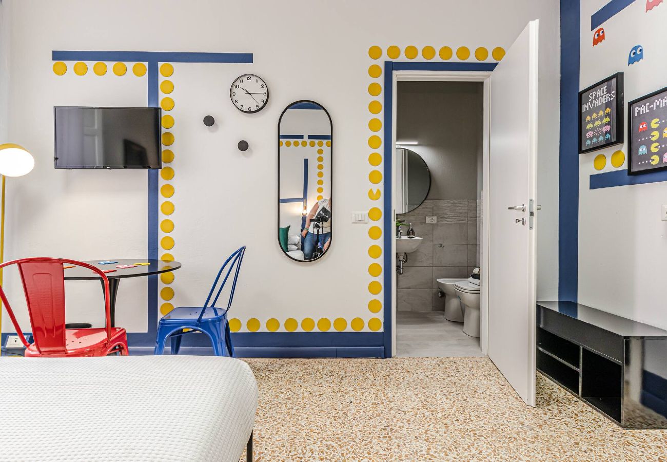 Rent by room in Livorno - Game Rooms - Pac Man Room