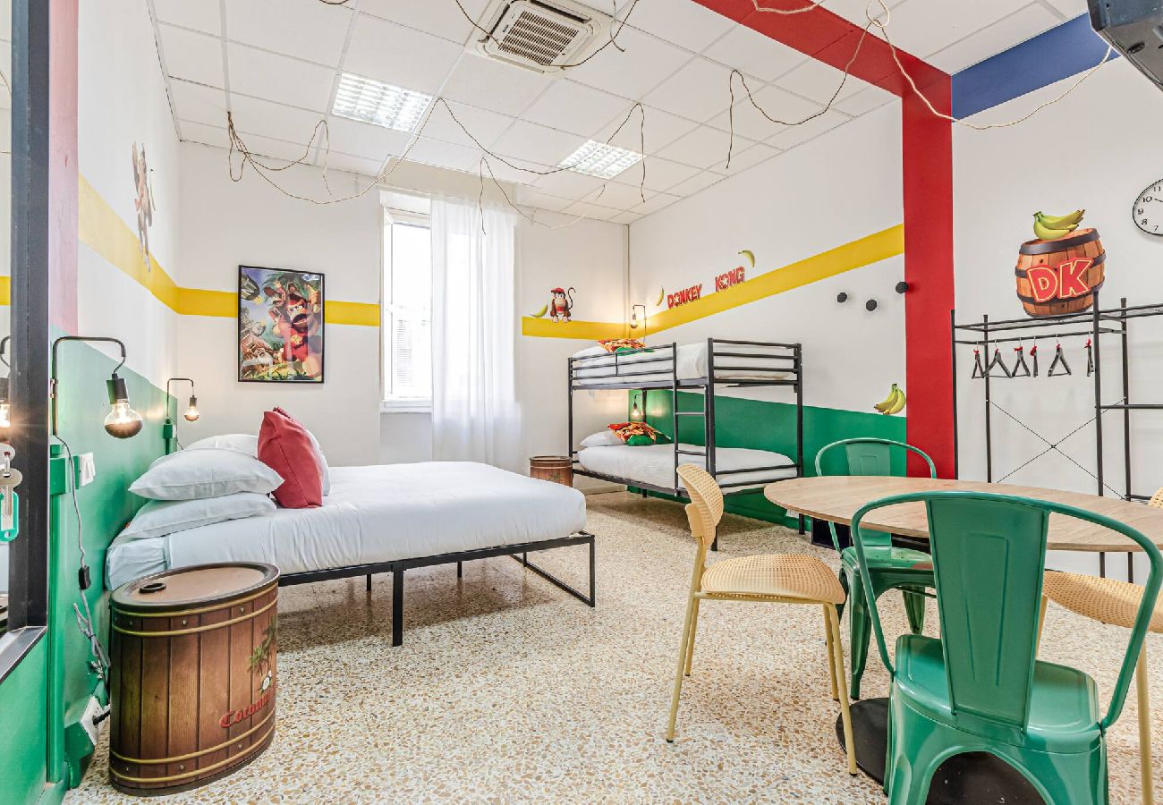 Rent by room in Livorno - Game Rooms - Donkey Kong Room