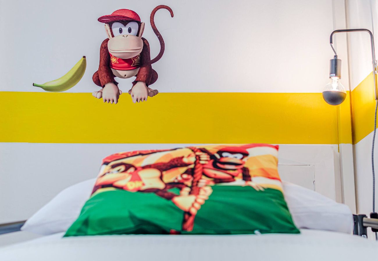 Rent by room in Livorno - Game Rooms - Donkey Kong Room