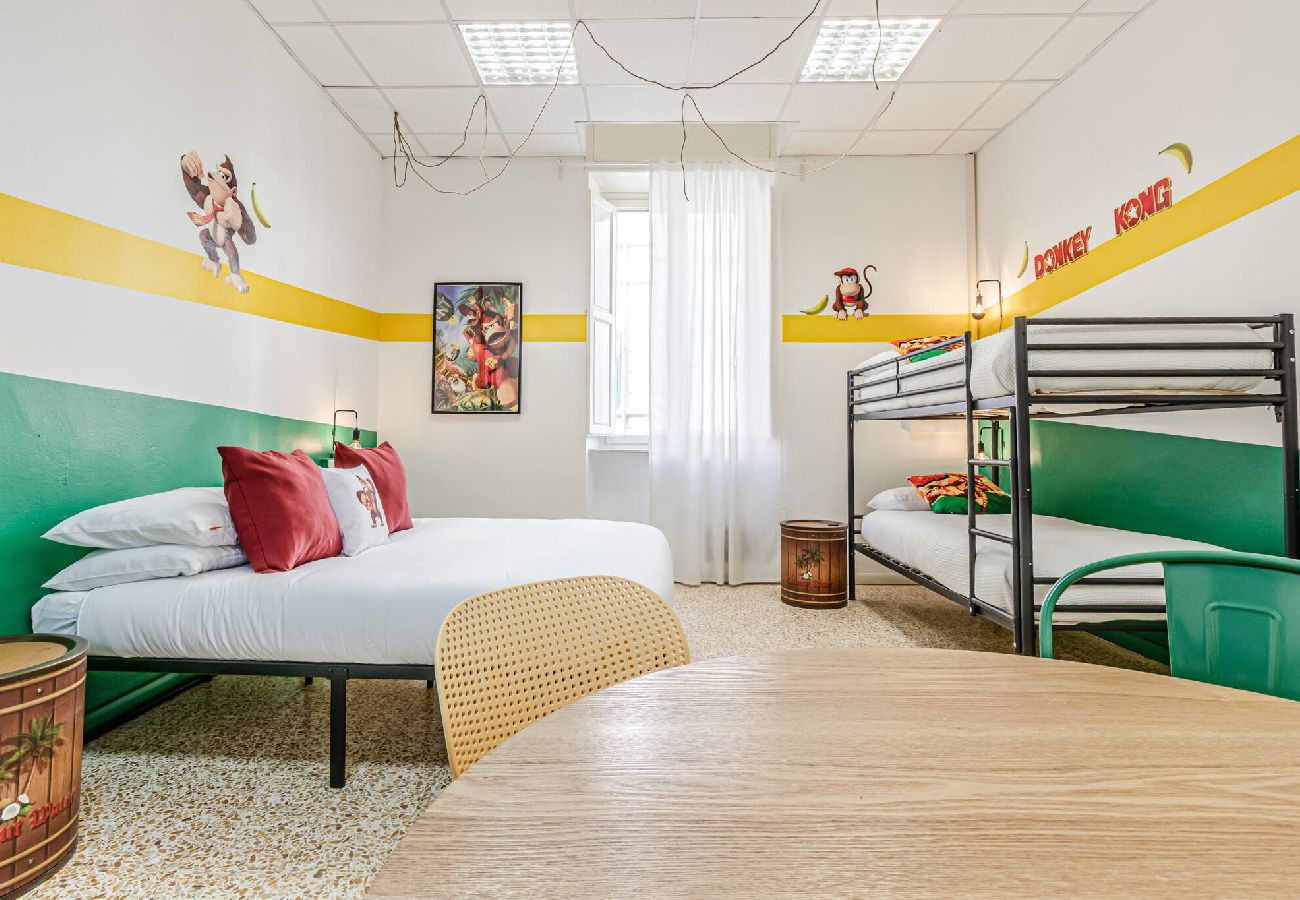 Rent by room in Livorno - Game Rooms - Donkey Kong Room