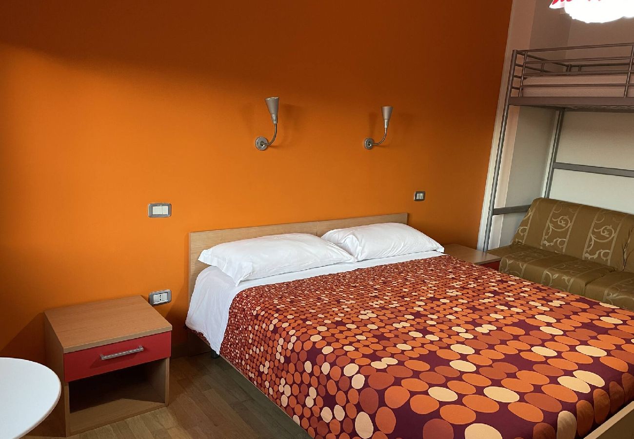 Rent by room in Cosenza - Stanza Socrate