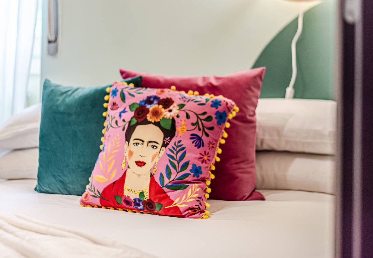 Apartment in Milan - La Casa di Frida Kahlo