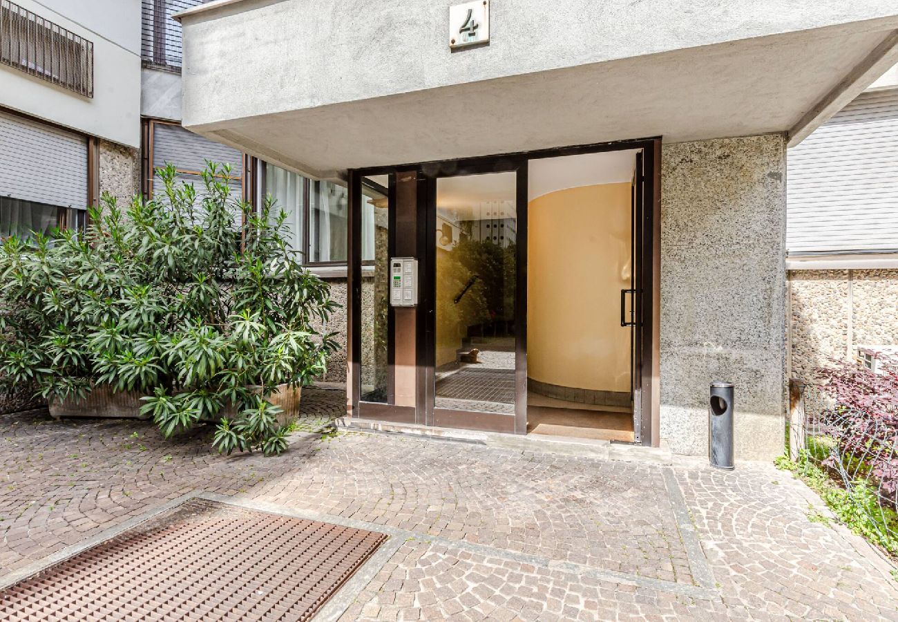 Apartment in Milan - La Casa di Frida Kahlo