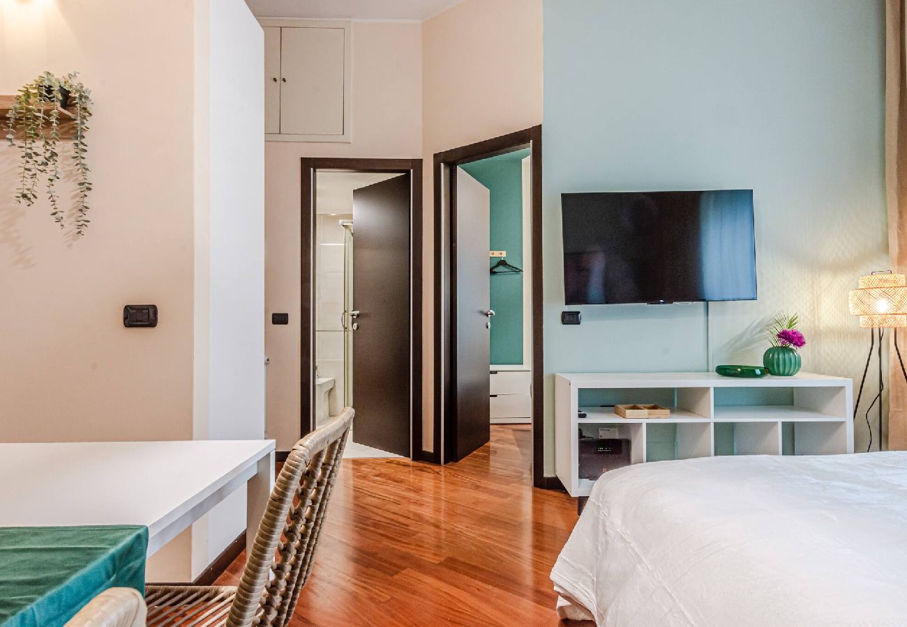 Apartment in Milan - La Casa di Frida Kahlo