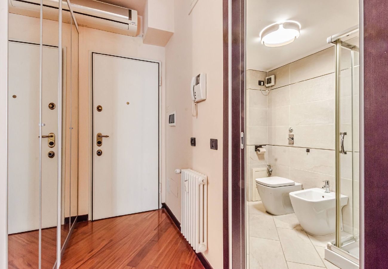 Apartment in Milan - La Casa di Frida Kahlo