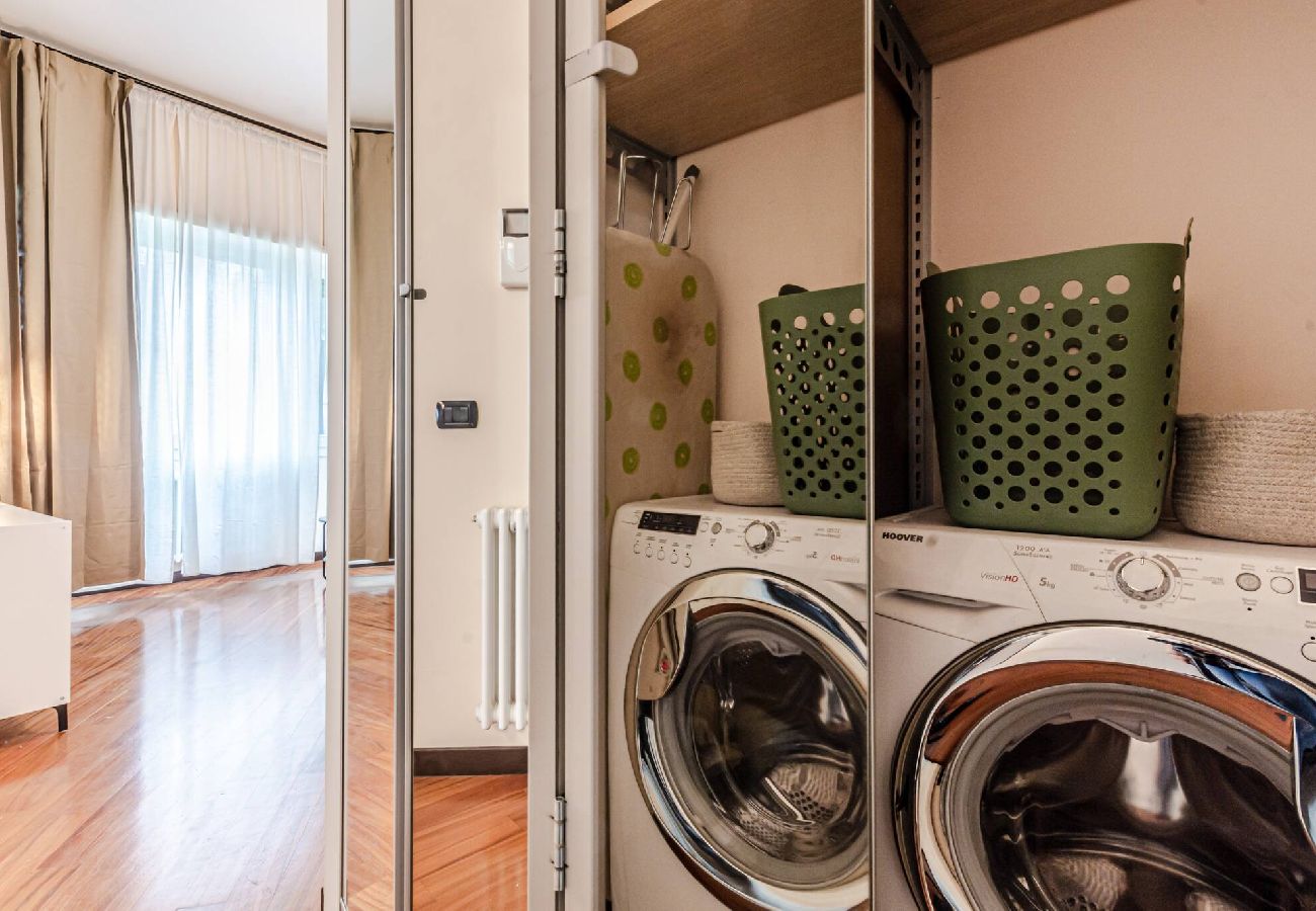 Apartment in Milan - La Casa di Frida Kahlo