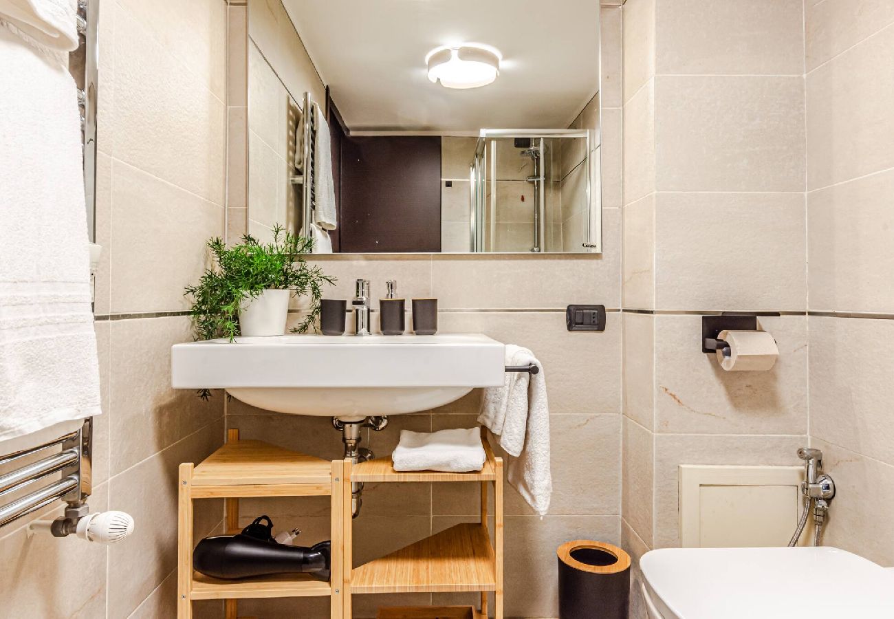 Apartment in Milan - La Casa di Frida Kahlo