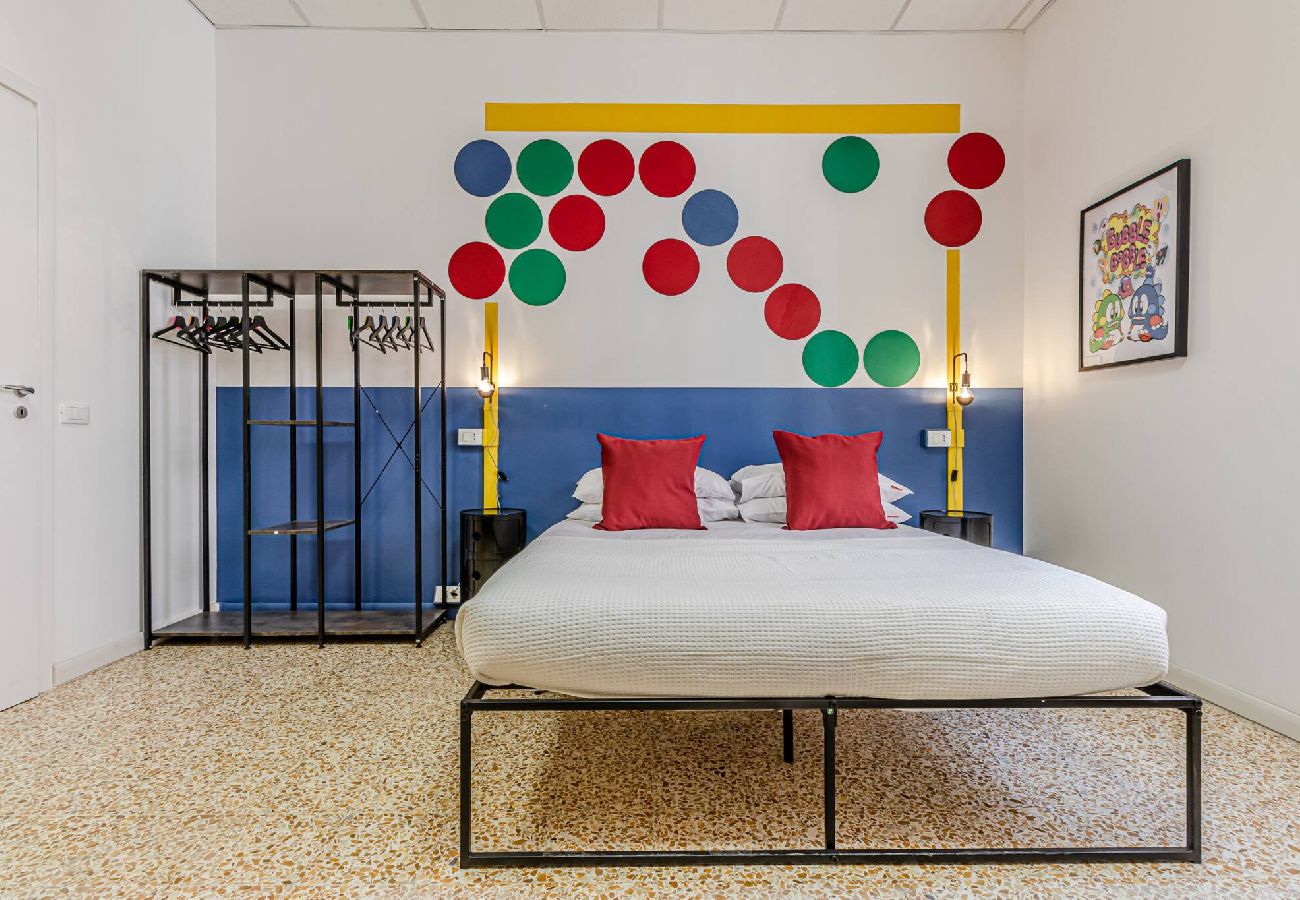 Rent by room in Livorno - Game Rooms - Puzzle Bobble Room