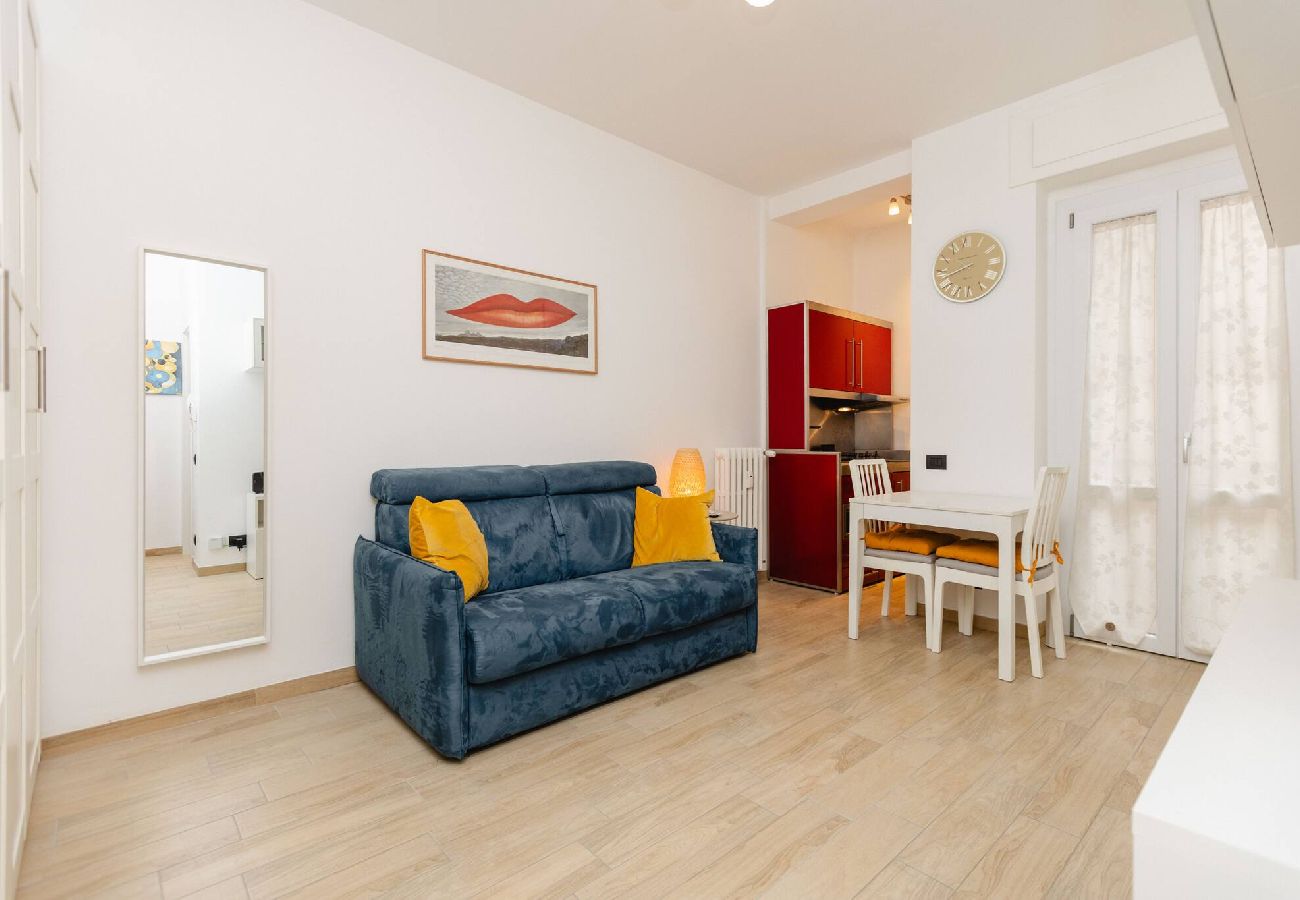 Apartment in Milan - Bacio di Velluto near Metro Milano