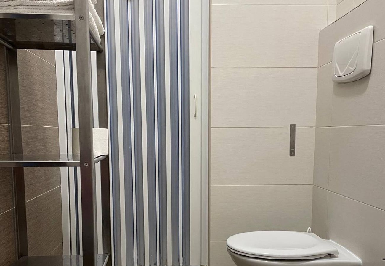 Rent by room in Cosenza - Stanza Platone