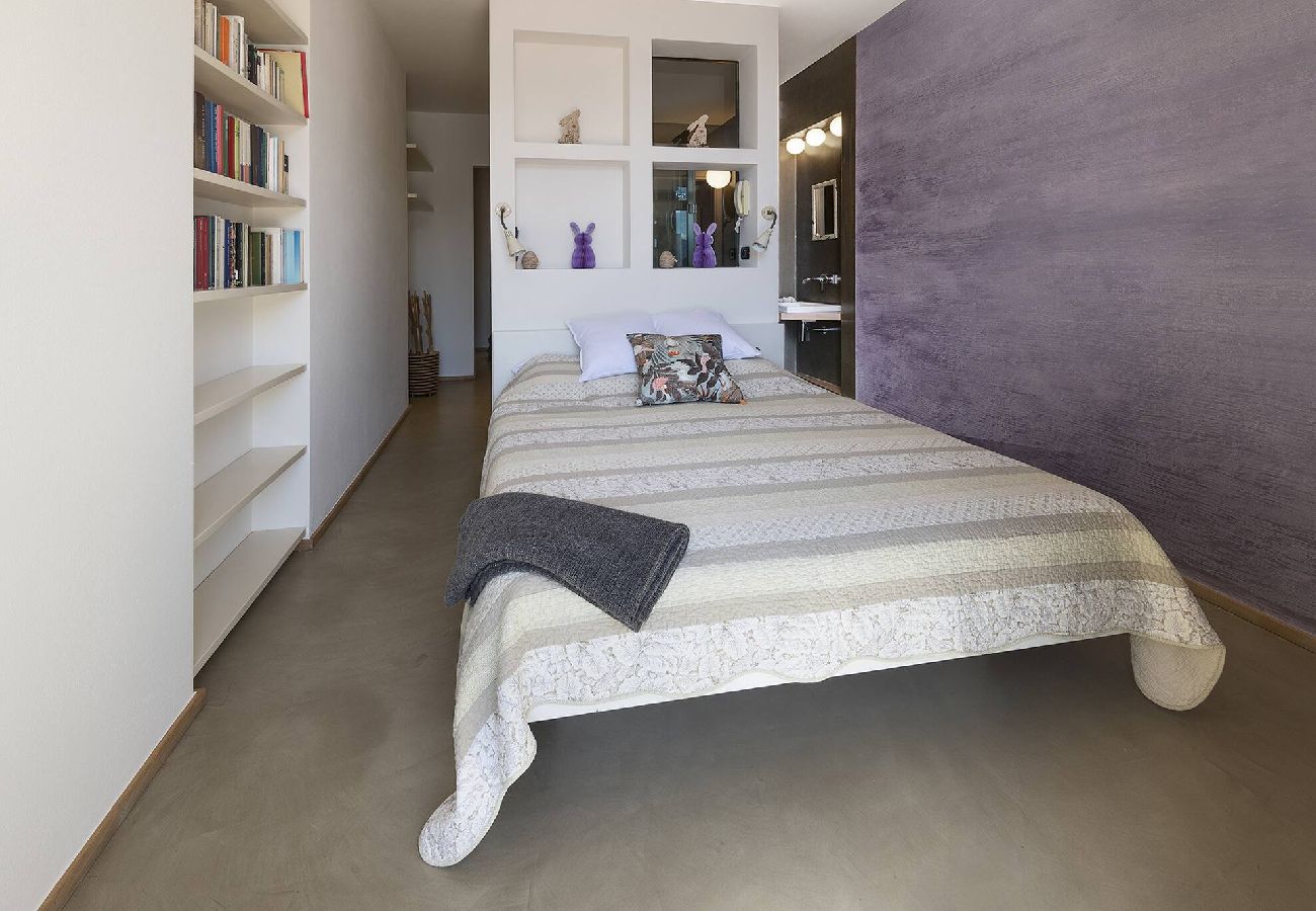 Apartment in Dongo - Architect´s house