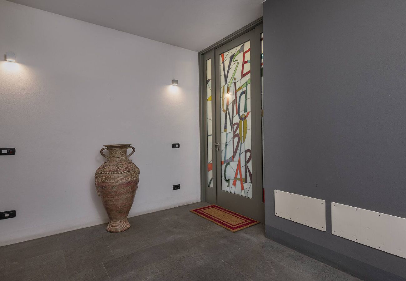 Apartment in Dongo - Architect´s house