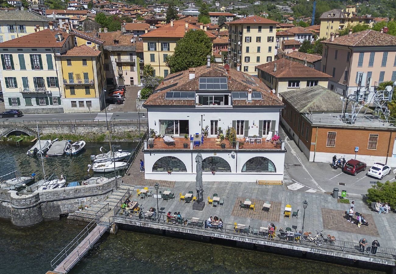 Apartment in Dongo - Architect´s house