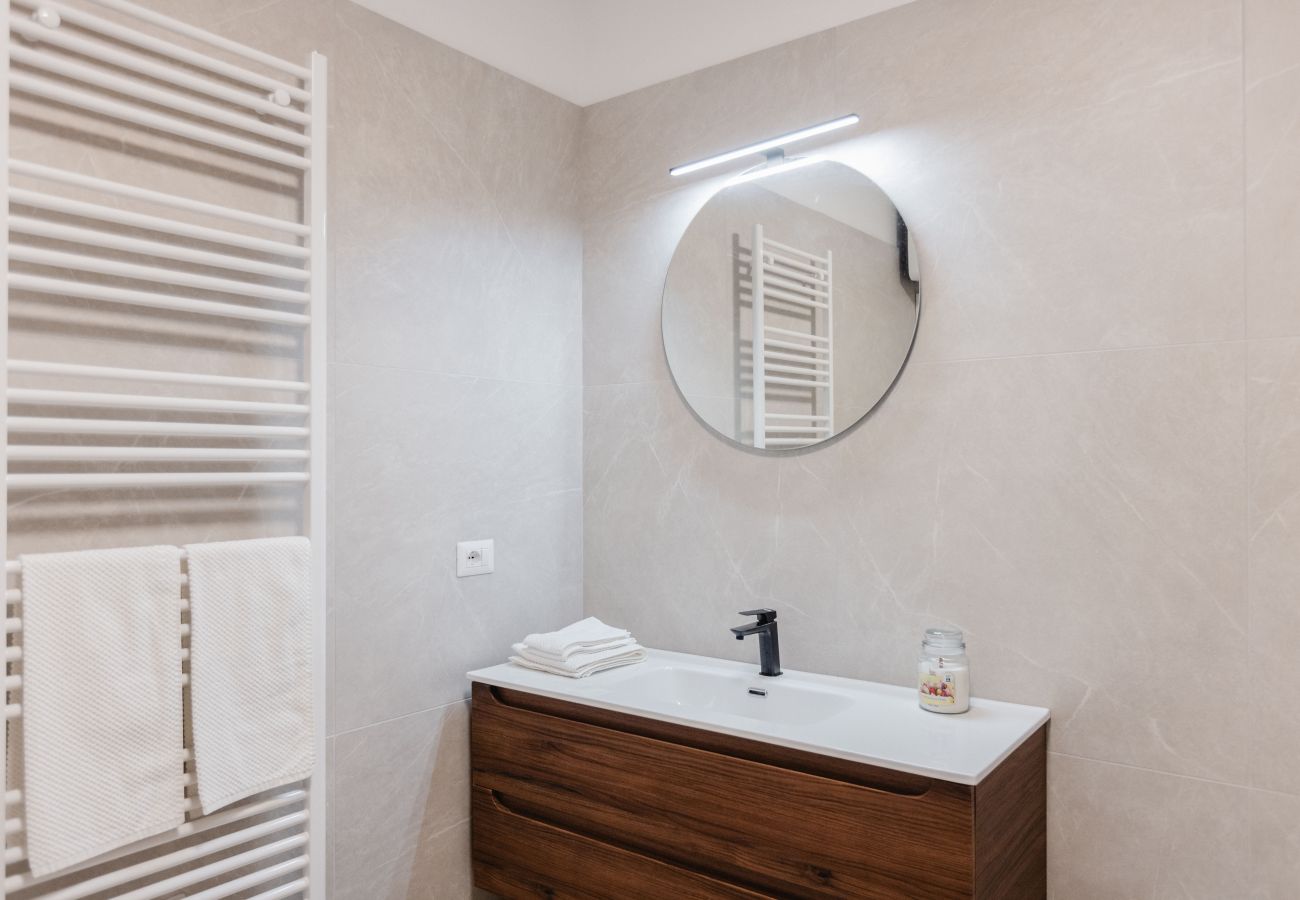 Apartment in Milan - Black & Light Milano