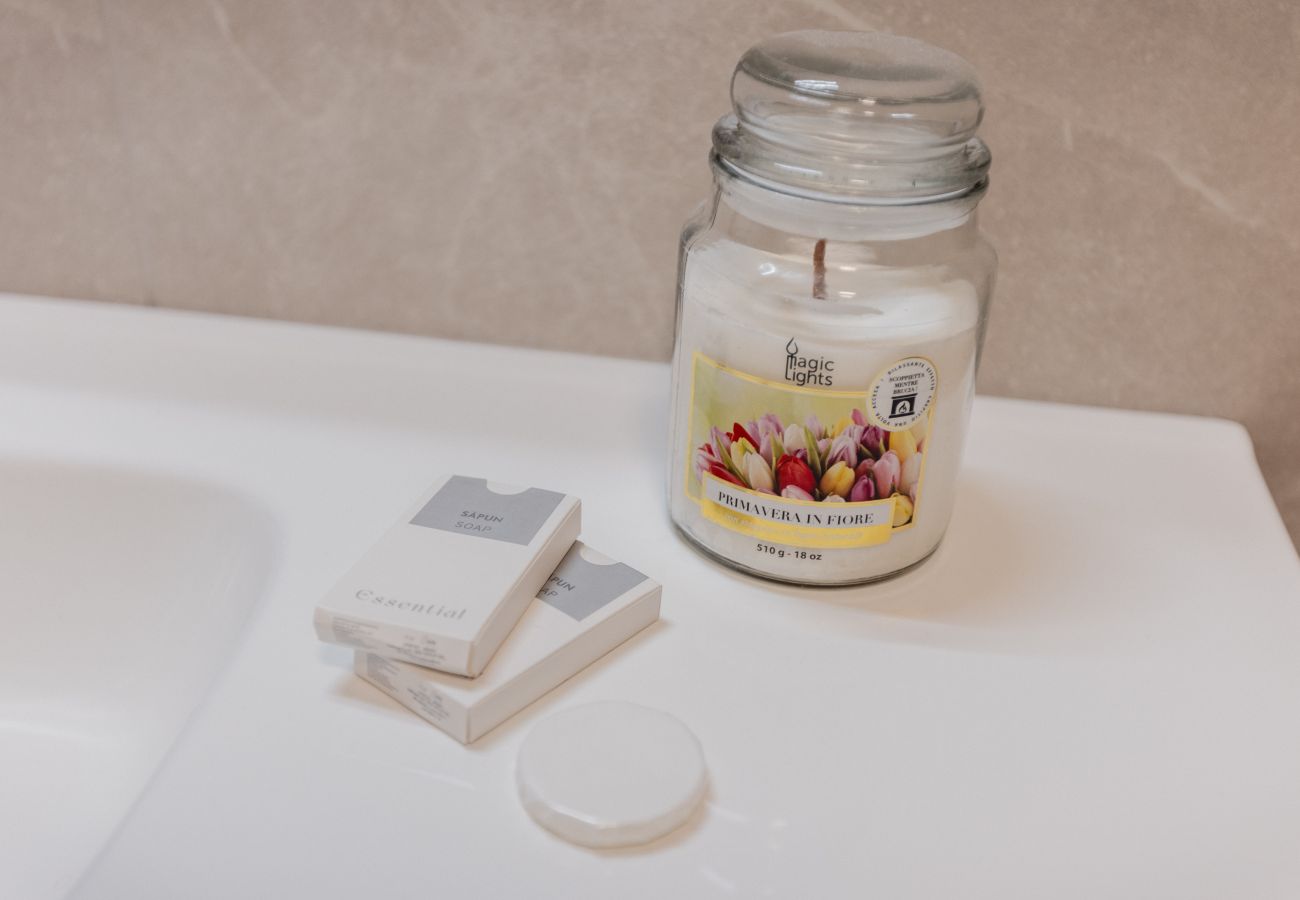 Apartment in Milan - Black & Light Milano