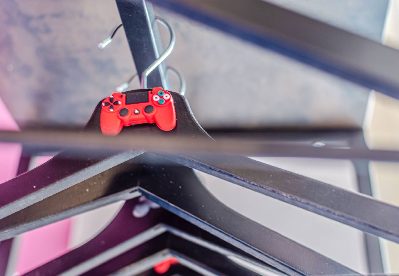 Alquiler por habitaciones en Livorno - Game Rooms - Fortnite Room