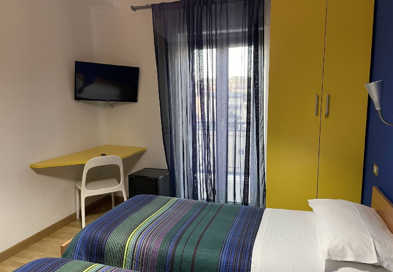 Alquiler por habitaciones en Cosenza - Stanza Nietzsche