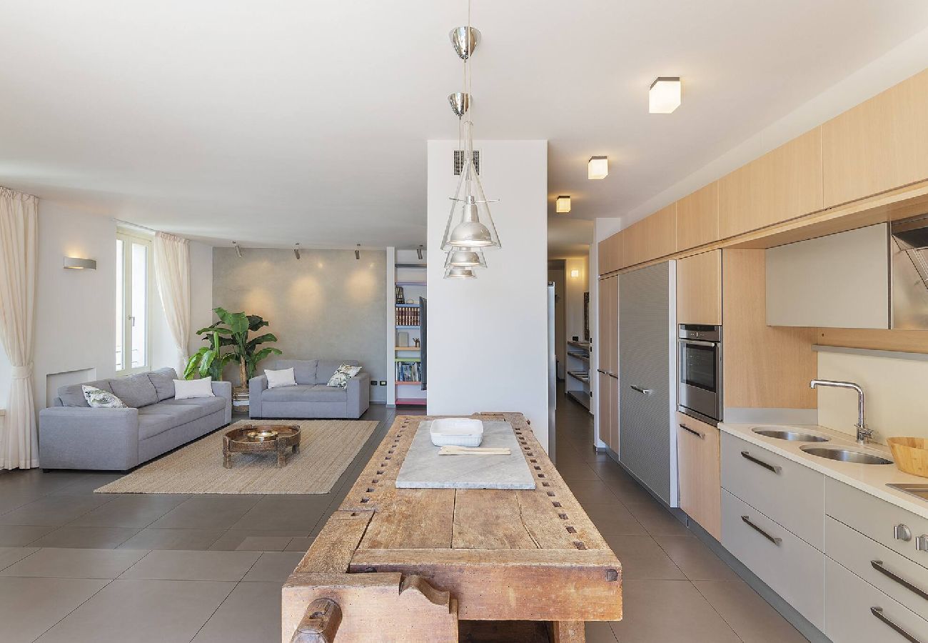 Apartamento en Dongo - Architect´s house